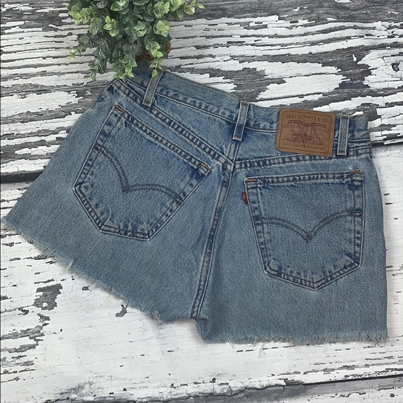 Levi’s 501 Vintage Petros Jean Shorts - Size 29 - Picture 2 of 9